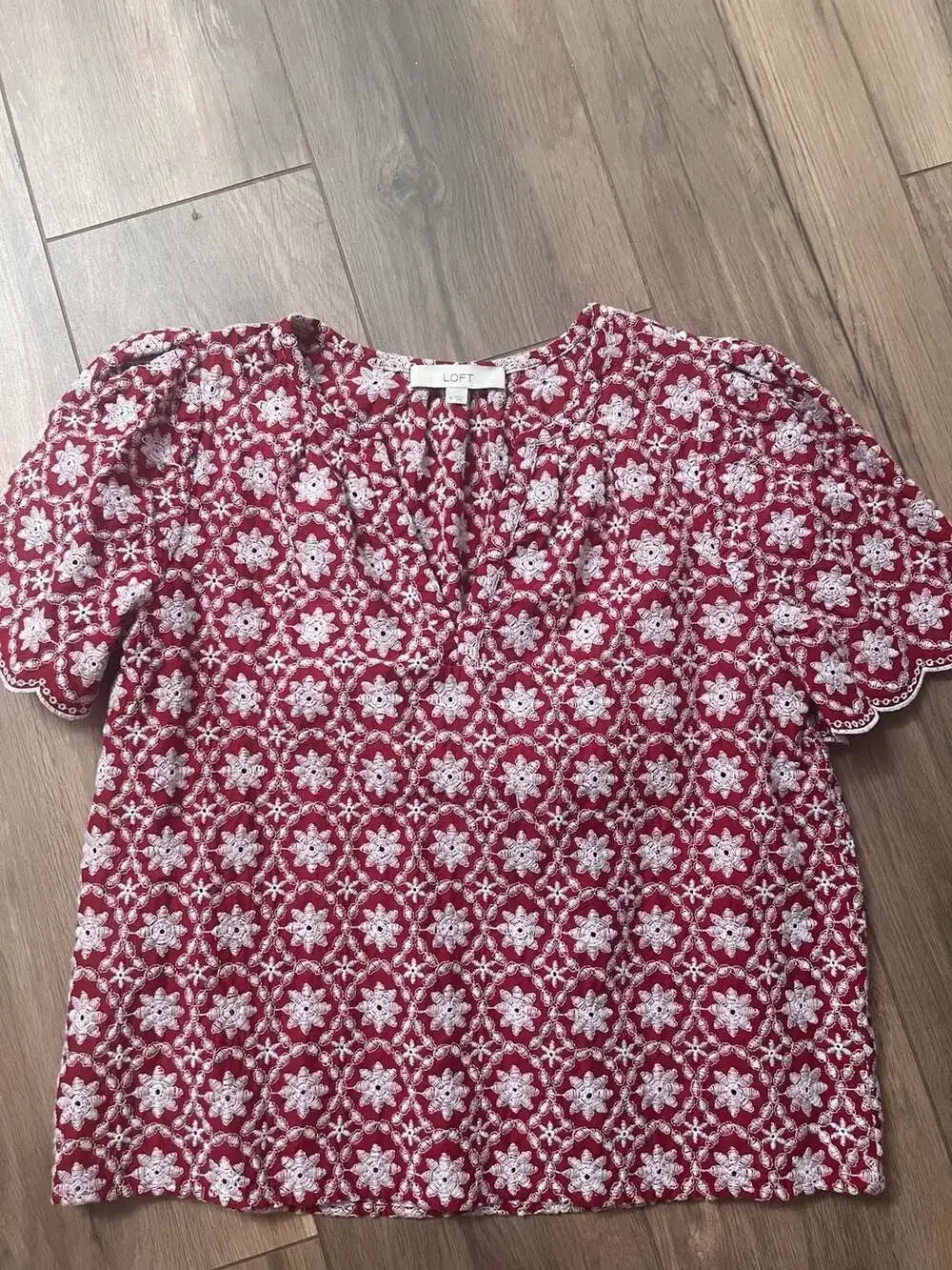 LOFT Red and White Floral Embroidered Eyelet Puff Sleeve Blouse